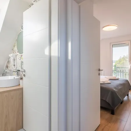 Ugo Apartment