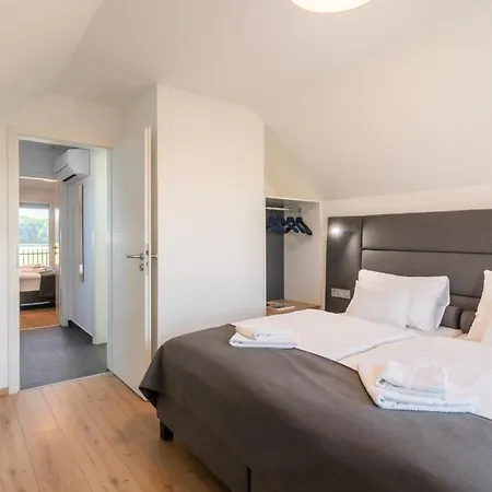 Ugo Apartamento *
