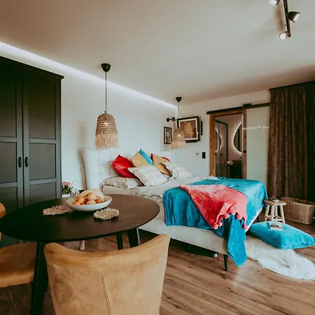 Apartment Ugo Halászi